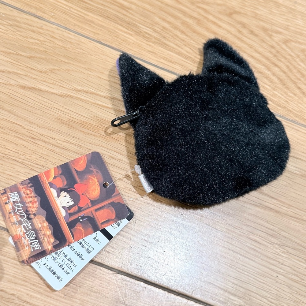 Studio Ghibli Kiki's Delivery Service "Jiji" Fluffy Plush Coin Purse — New Japan - Picture 3 of 4